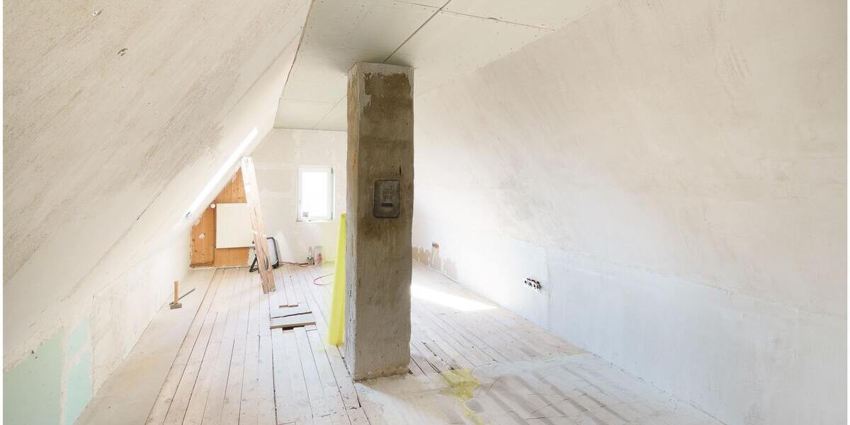 ***Moderne 97 m² Wohnung in Westoverledingen*** ***frisch renoviert*** - Dachgeschoßwohnung Westoverledingen Flachsmeer | Angebot:25407086