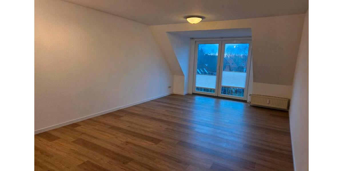 Anfrage Stop-Helle 3-Zimmer-Wohnung+Garage in ruhiger Lage – 82m² 3 zimmer