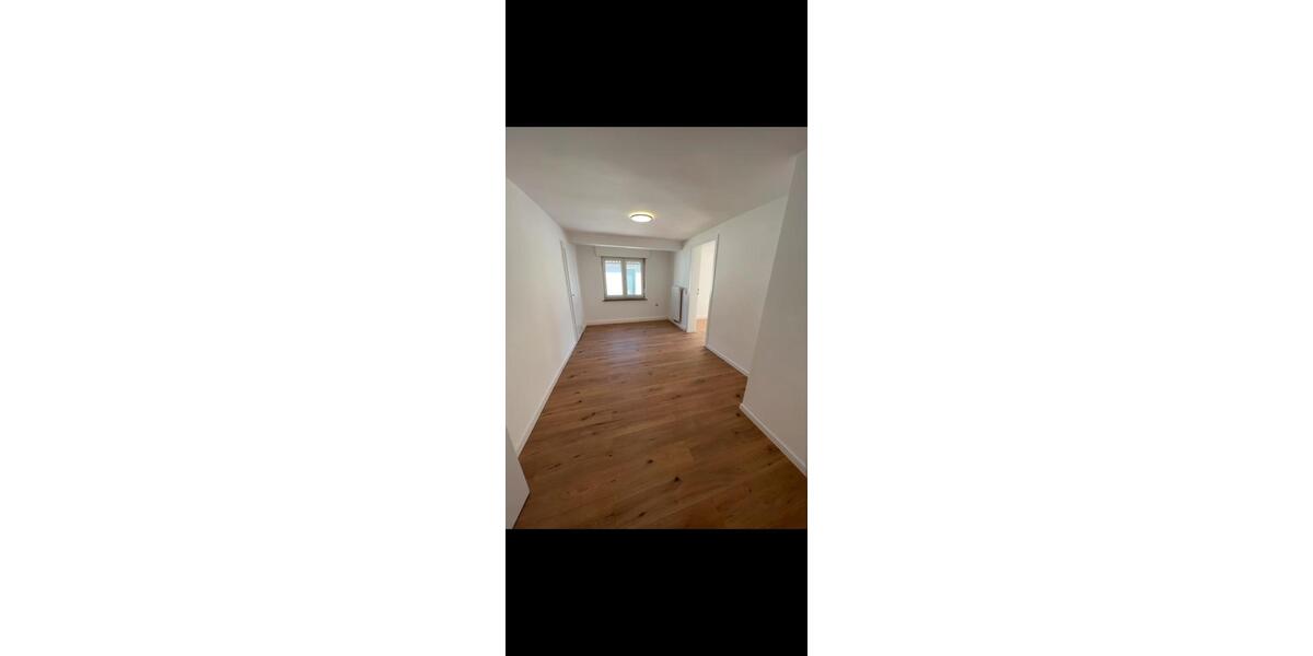 Ab sofort Einfamilienhaus in Dudenhofen zu Vermieten 6 zimmer