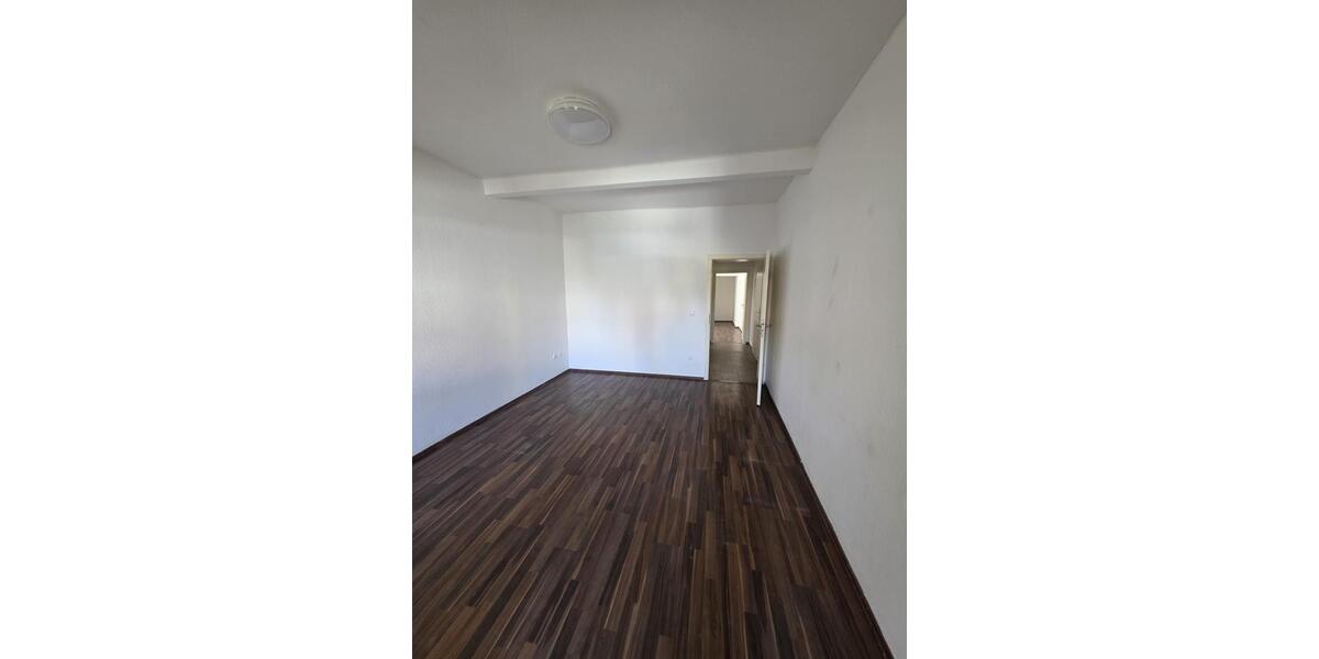 Erdgeschoßwohnung Ludwigshafen am Rhein Rheingönheim - 2 Zimmer, 53 m&sup2;, 700&euro; | Angebot:26582672