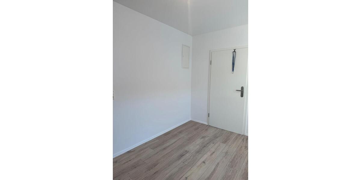 Erdgeschoßwohnung Ilmenau - 1 Zimmer, 28 m&sup2;, 344&euro; | Angebot:25994960