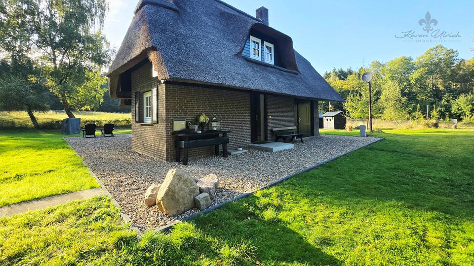 Reetdachtraum-voll möblierte nähe Golfplatz Hittfeld -Helmstorf 3 zimmer