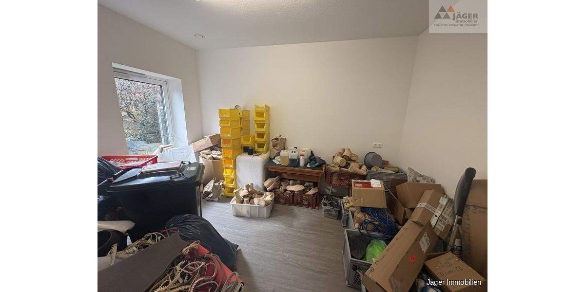 Gewerbeobjekt Ganderkesee - 2.100&euro; | Angebot:24424112