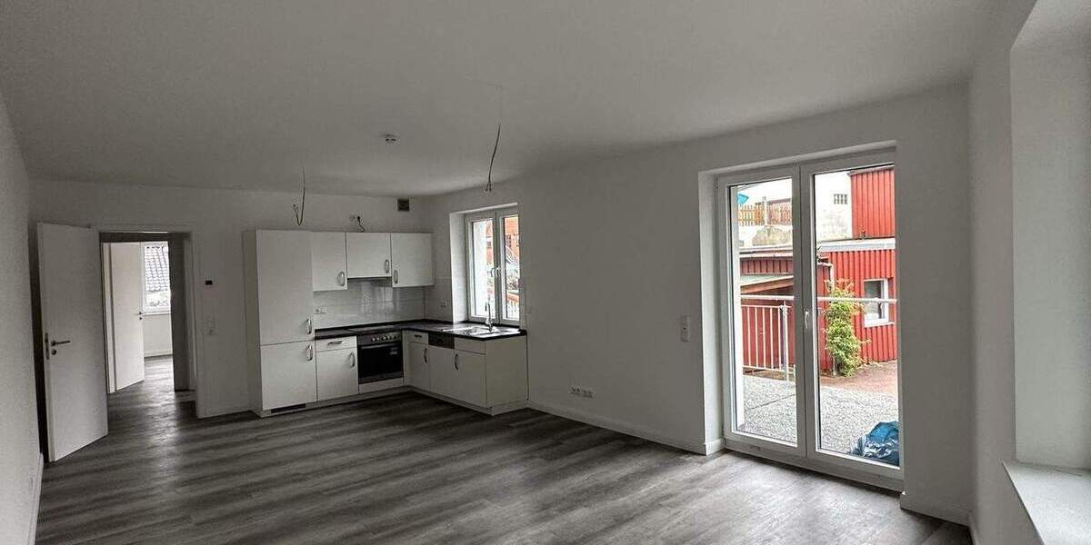 Etagenwohnung Uetersen - 3 Zimmer, 74 m&sup2;, 1.075&euro; | Angebot:24902030