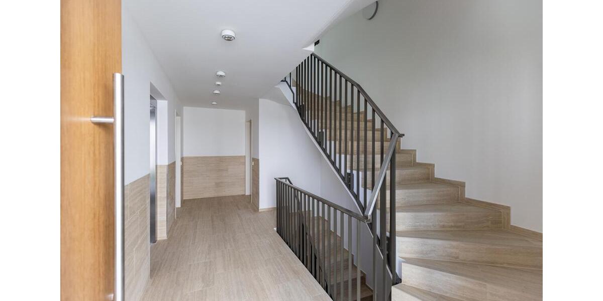 Einfamilienhaus München Trudering-Riem - 2.5 Zimmer, 125 m&sup2;, 3.650&euro; | Angebot:22924697