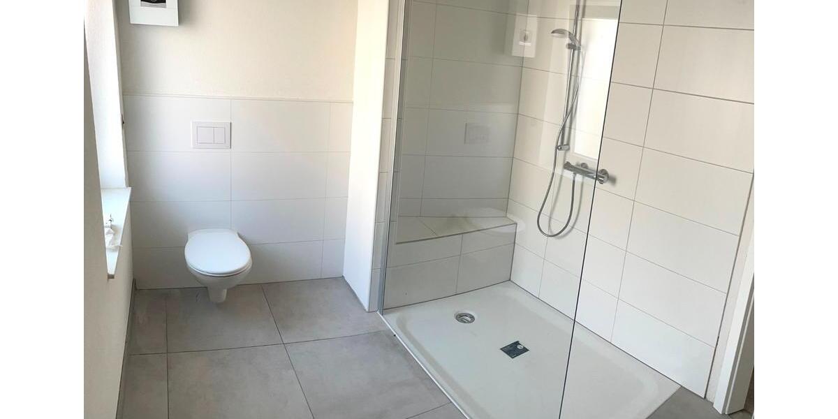 Erdgeschoßwohnung Attendorn - 3 Zimmer, 80 m&sup2;, 820&euro; | Angebot:24846407