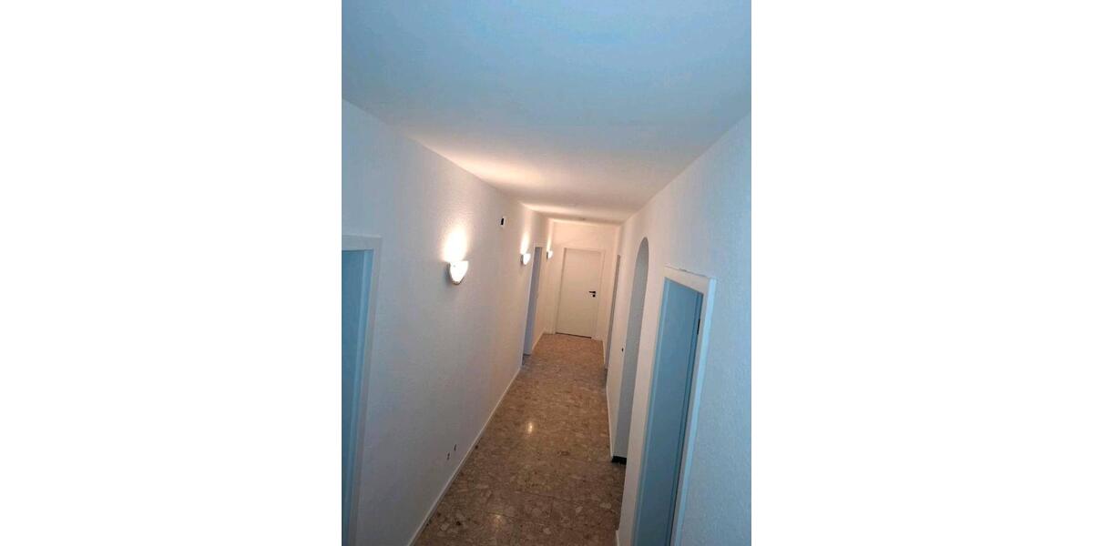 Erdgeschoßwohnung Mayen - 4 Zimmer, 135 m&sup2;, 1.100&euro; | Angebot:25929910