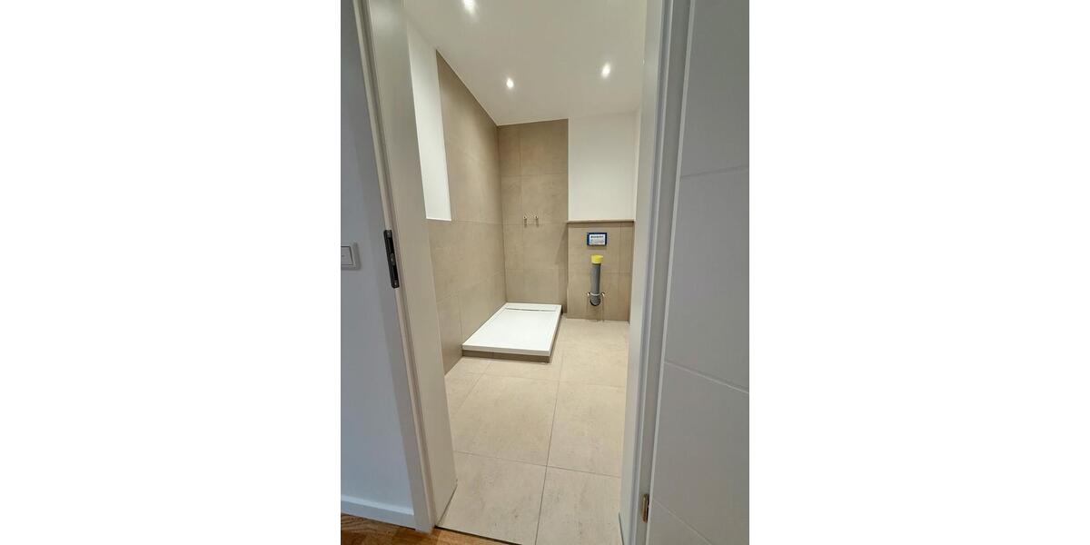 Etagenwohnung Wuppertal Lichtenplatz - 3 Zimmer, 100 m&sup2;, 1.490&euro; | Angebot:26578558
