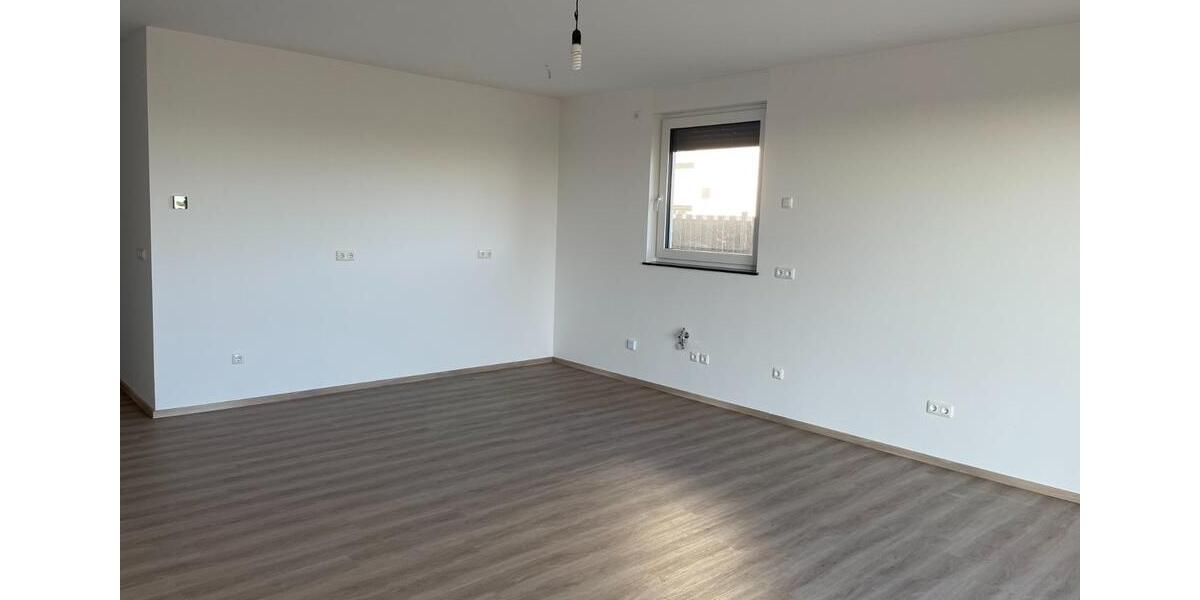 Doppelhaushälfte Giesen - 3 Zimmer, 83 m&sup2;, 1.130&euro; | Angebot:24838403