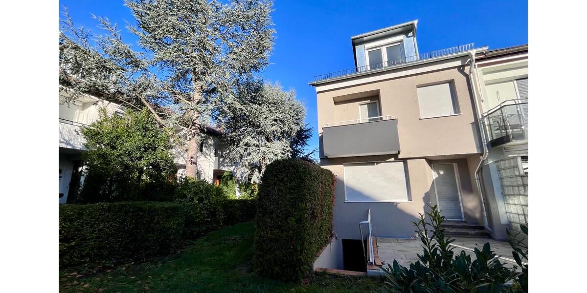 Reihenhaus Stuttgart Stuttgart-West - 4.5 Zimmer, 128 m&sup2;, 1.840&euro; | Angebot:24117388