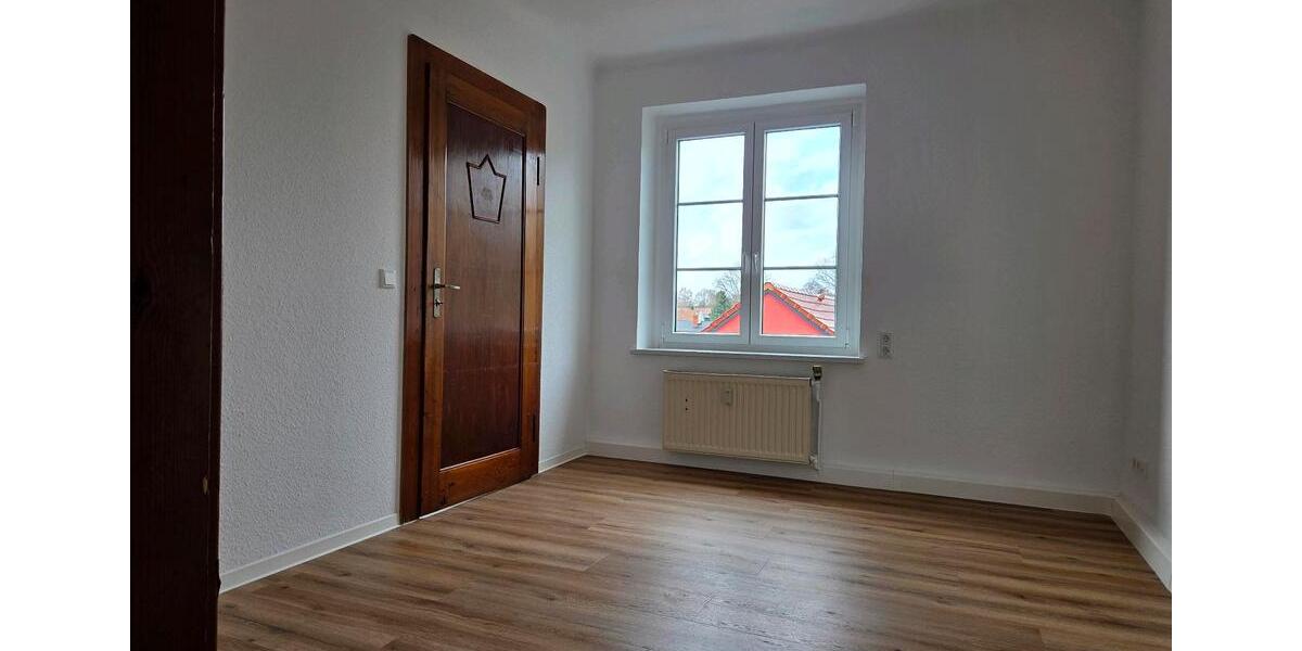 Etagenwohnung Großröhrsdorf - 3 Zimmer, 72 m&sup2;, 560&euro; | Angebot:26034044