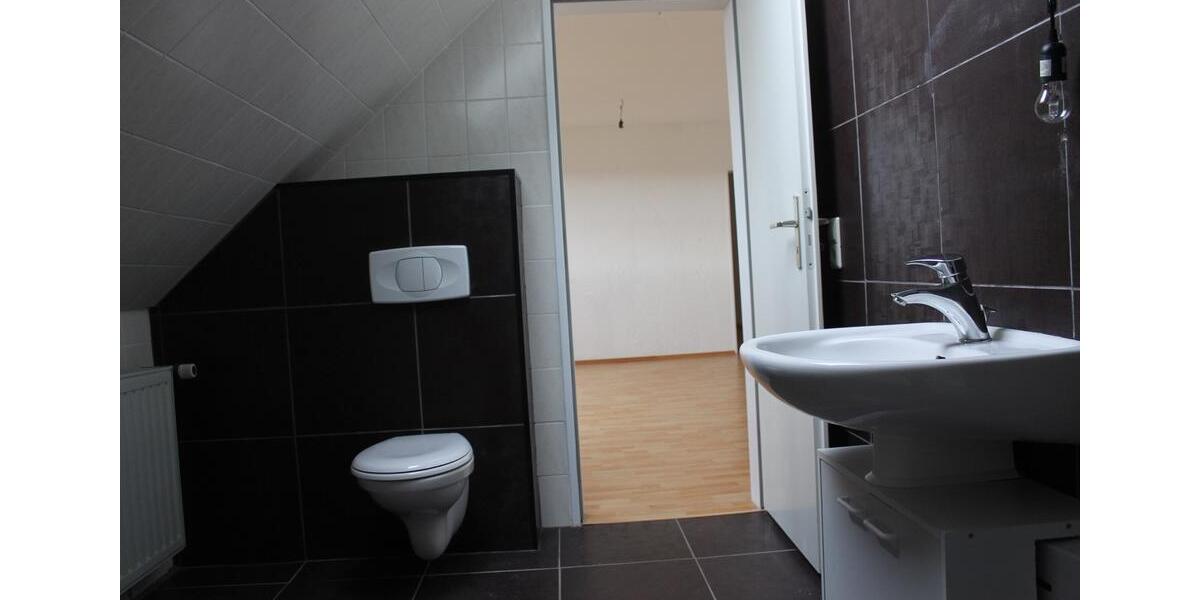 Maisonettenwohnung Rochlitz - 3 Zimmer, 80 m&sup2;, 590&euro; | Angebot:25432912