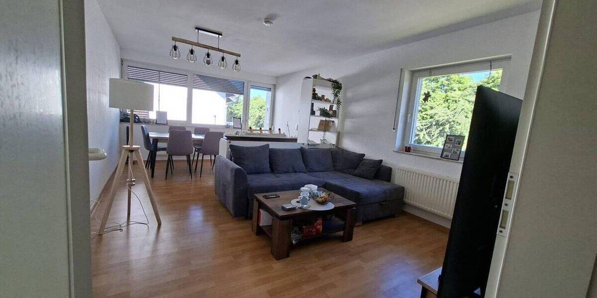 Etagenwohnung Bornheim - 2 Zimmer, 61 m&sup2;, 710&euro; | Angebot:26731063
