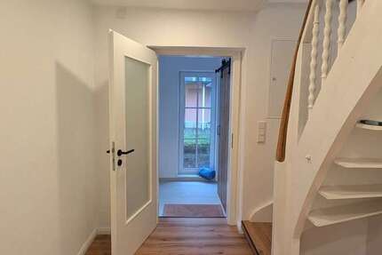 Haus Feuchtwangen - 4 Zimmer, 110 m&sup2;, 1.400&euro; | Angebot:25698267