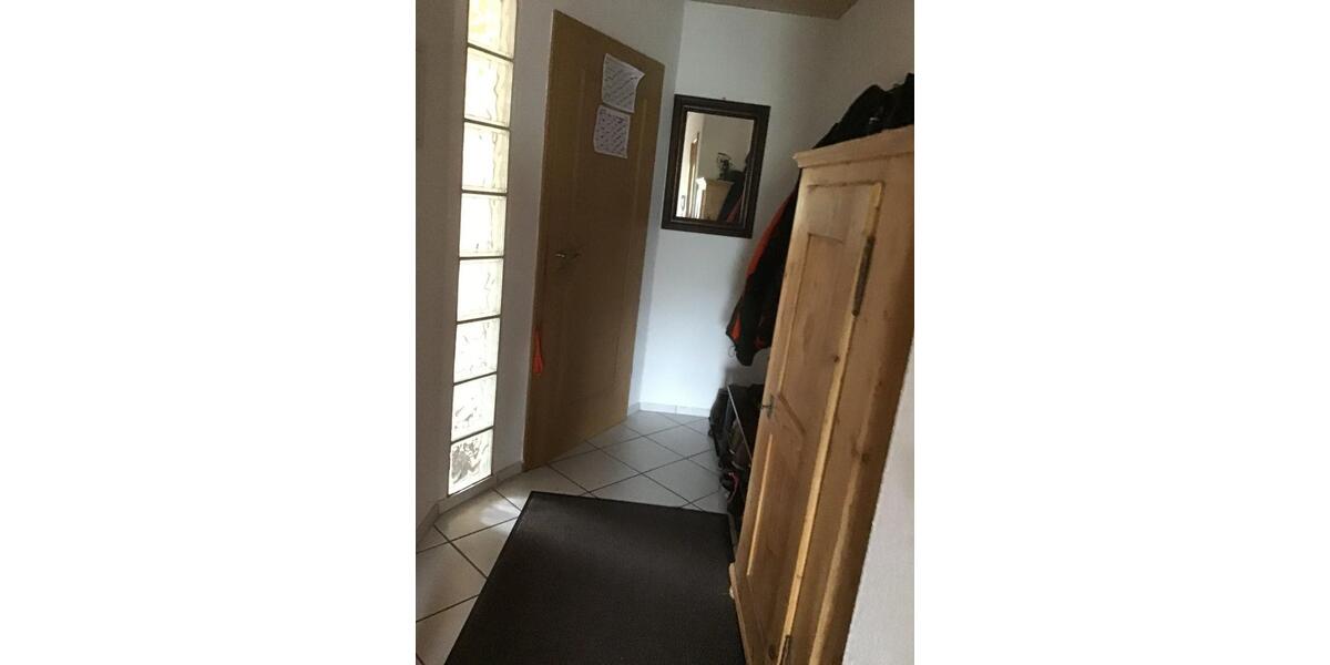 Dachgeschoßwohnung Grävenwiesbach - 2 Zimmer, 75 m&sup2;, 600&euro; | Angebot:26365818