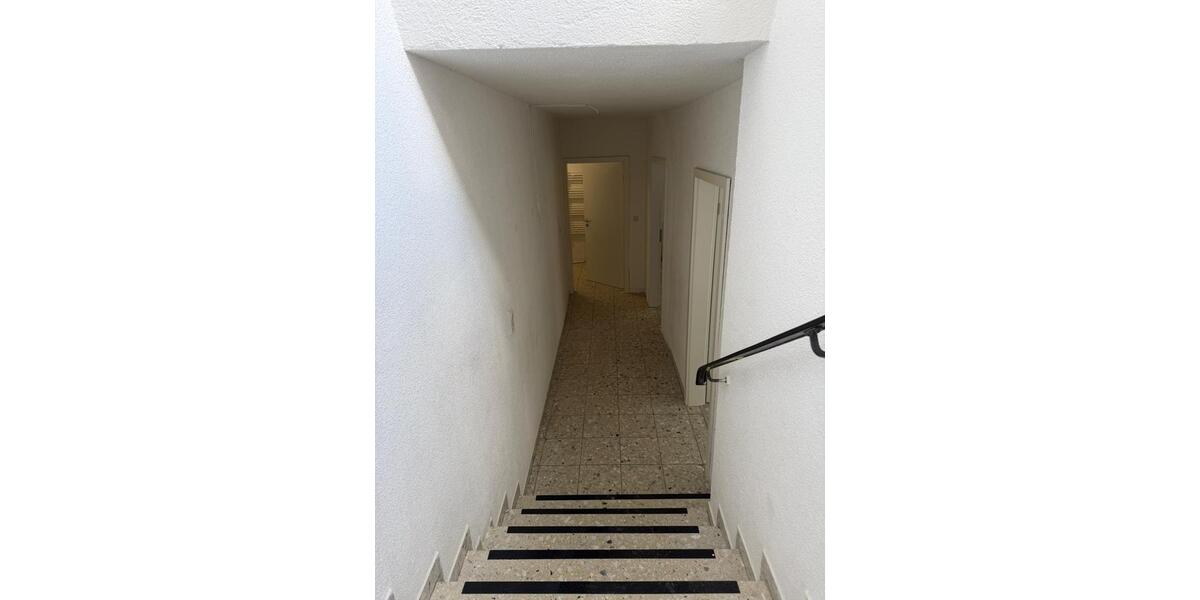 Erdgeschoßwohnung Bad Salzuflen - 3 Zimmer, 110 m&sup2;, 1.100&euro; | Angebot:26651768