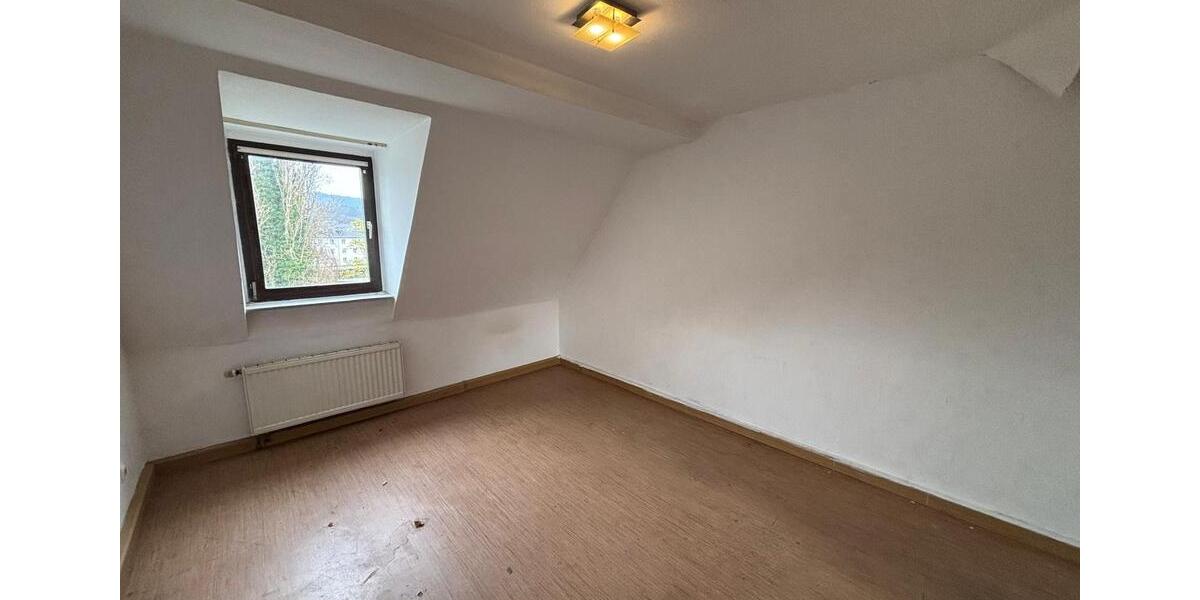 Dachgeschoßwohnung Trier Nord - 3 Zimmer, 62 m&sup2;, 780&euro; | Angebot:25892388
