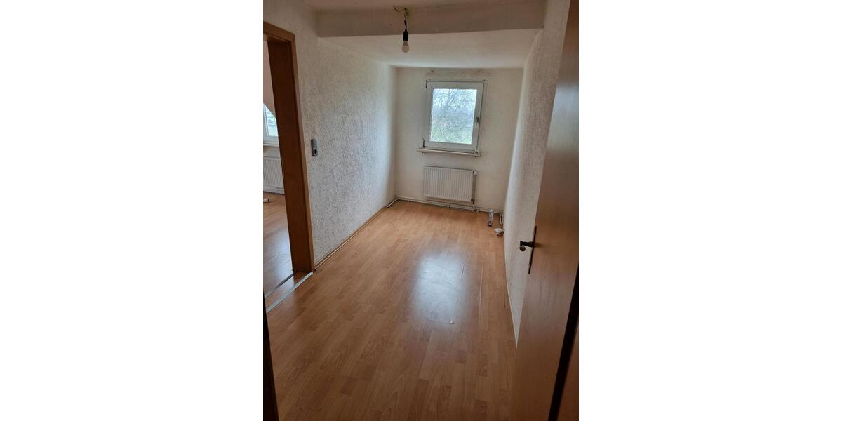 Dachgeschoßwohnung Worms - 3 Zimmer, 50 m&sup2;, 630&euro; | Angebot:24870539