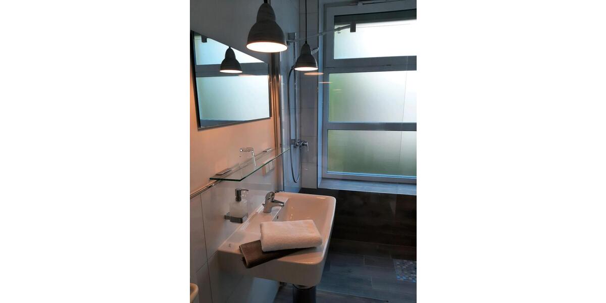 Wohnen auf Zeit Paderborn Univiertel - 2 Zimmer, 60 m&sup2;, 1.280&euro; | Angebot:25162280