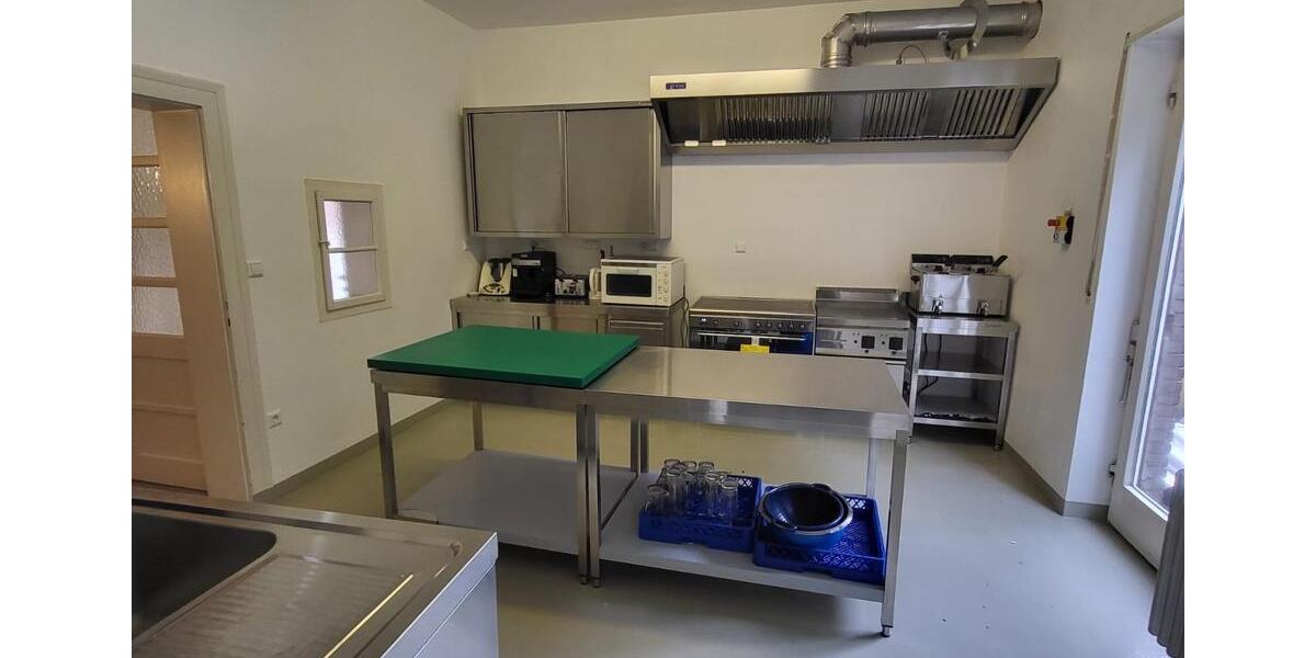 Wohnen auf Zeit Essen Stadtbezirk IV - 1 Zimmer, 14 m&sup2;, 380&euro; | Angebot:26621084