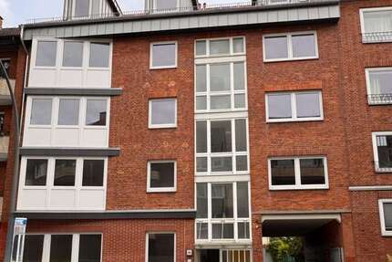 Wohnung Hamburg Wandsbek - 3 Zimmer, 92 m&sup2;, 1.980&euro; | Angebot:27182007