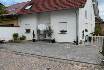 Einfamilienhaus in Neustadt Lachen-Speyerdorf