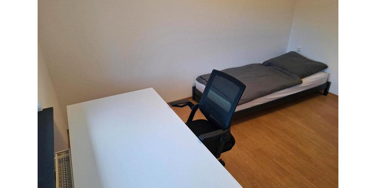 Erdgeschoßwohnung Marburg Cappel - 4 Zimmer, 110 m&sup2;, 1.300&euro; | Angebot:26698340