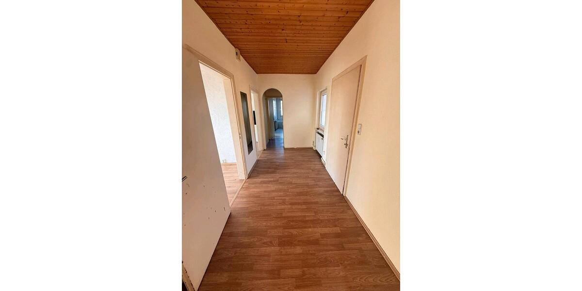 Etagenwohnung Wagenfeld - 5 Zimmer, 130 m&sup2;, 900&euro; | Angebot:25325303