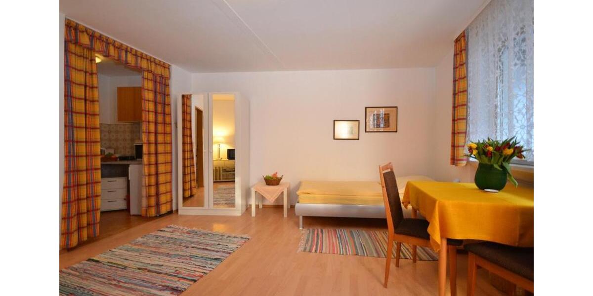 Etagenwohnung Wunsiedel - 1.5 Zimmer, 35 m&sup2;, 460&euro; | Angebot:26003210