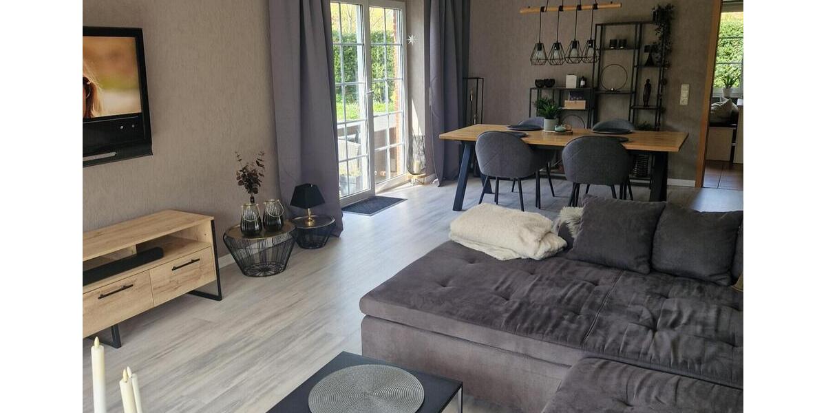 Doppelhaushälfte Tarp - 3 Zimmer, 122 m&sup2;, 1.250&euro; | Angebot:25866572