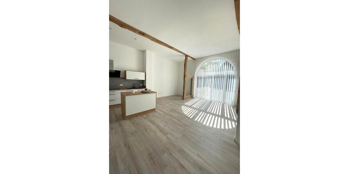 Erdgeschoßwohnung Menslage - 4 Zimmer, 130 m&sup2;, 1.350&euro; | Angebot:26004705