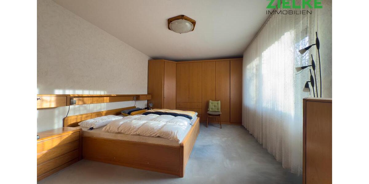 Erdgeschosswohnung mit flexiblem Raumkonzept, Garten und Sauna 5 zimmer