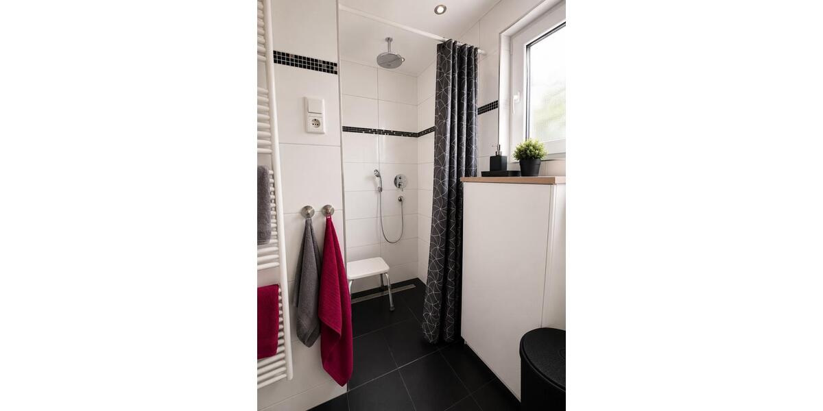 Etagenwohnung Laudenbach - 4 Zimmer, 96 m&sup2;, 950&euro; | Angebot:26608631