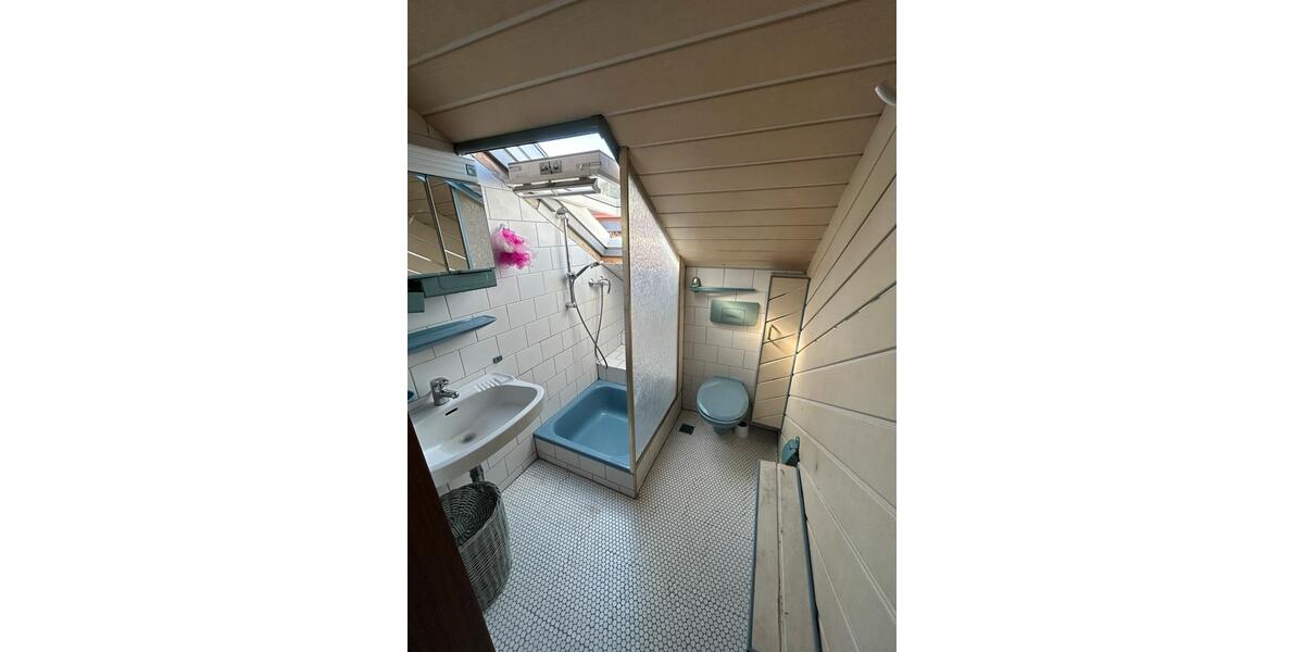 Dachgeschoßwohnung Ulm Donautal - 2 Zimmer, 45 m&sup2;, 850&euro; | Angebot:24720537