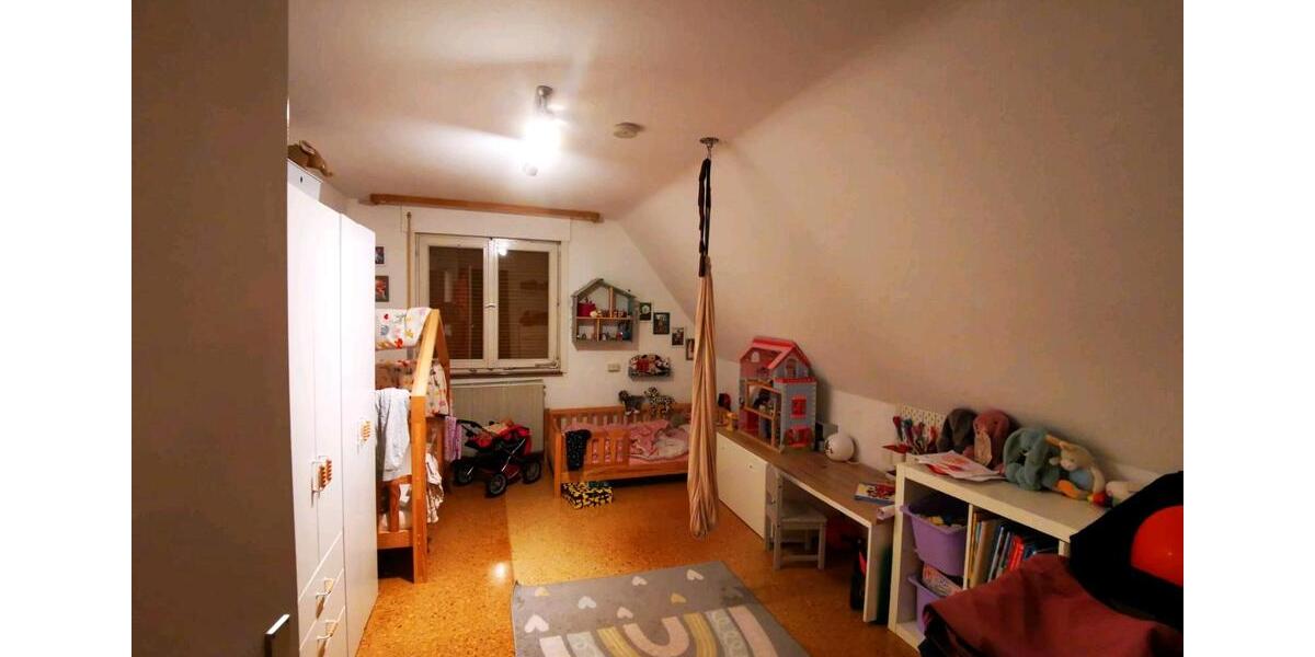 Dachgeschoßwohnung Neubulach - 3 Zimmer, 75 m&sup2;, 1.100&euro; | Angebot:24739967