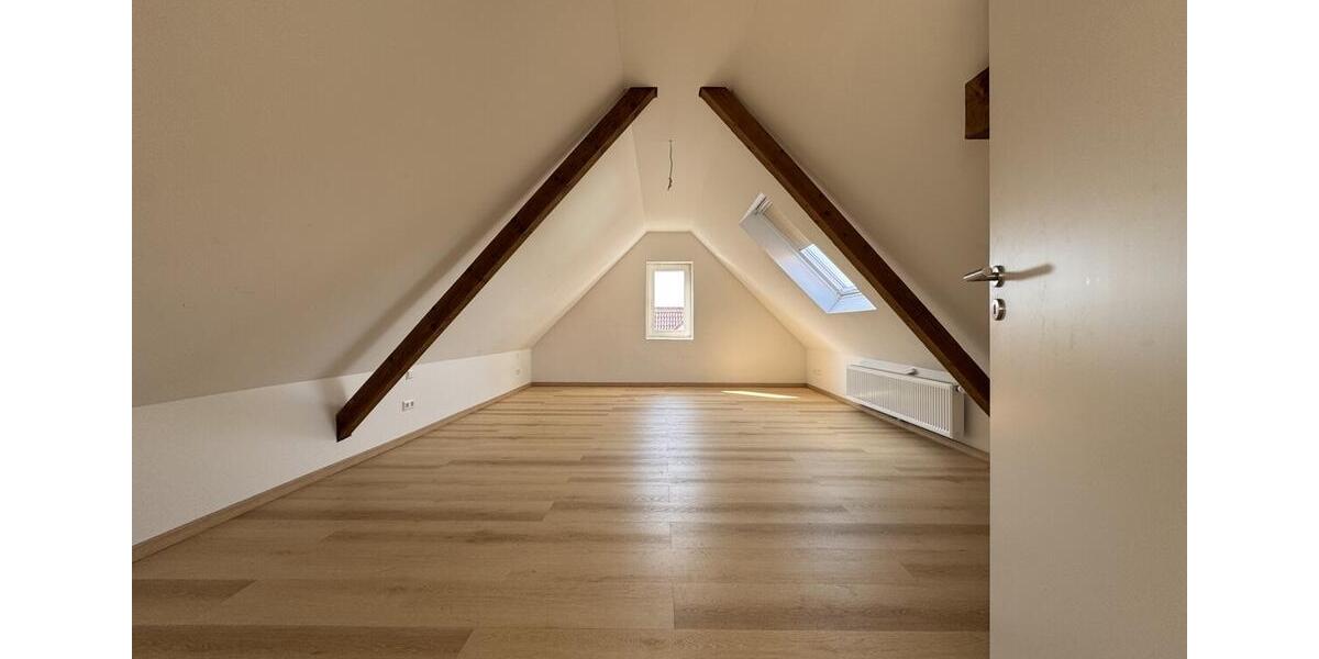 Etagenwohnung Crailsheim - 4 Zimmer, 105 m&sup2;, 950&euro; | Angebot:26645344