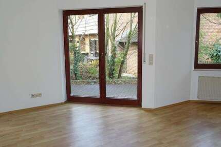 Haus Bielefeld Sennestadt - 6 Zimmer, 150 m&sup2;, 1.200&euro; | Angebot:24230851