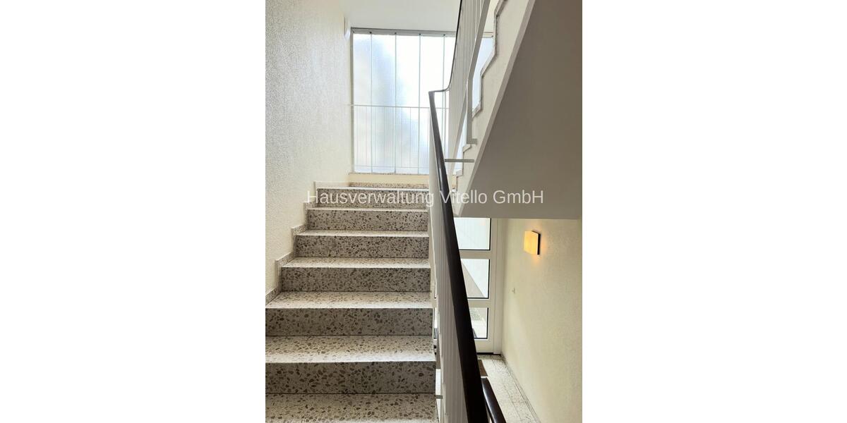 Etagenwohnung Saarbrücken Eschberg - 2 Zimmer, 42 m&sup2;, 580&euro; | Angebot:25855279