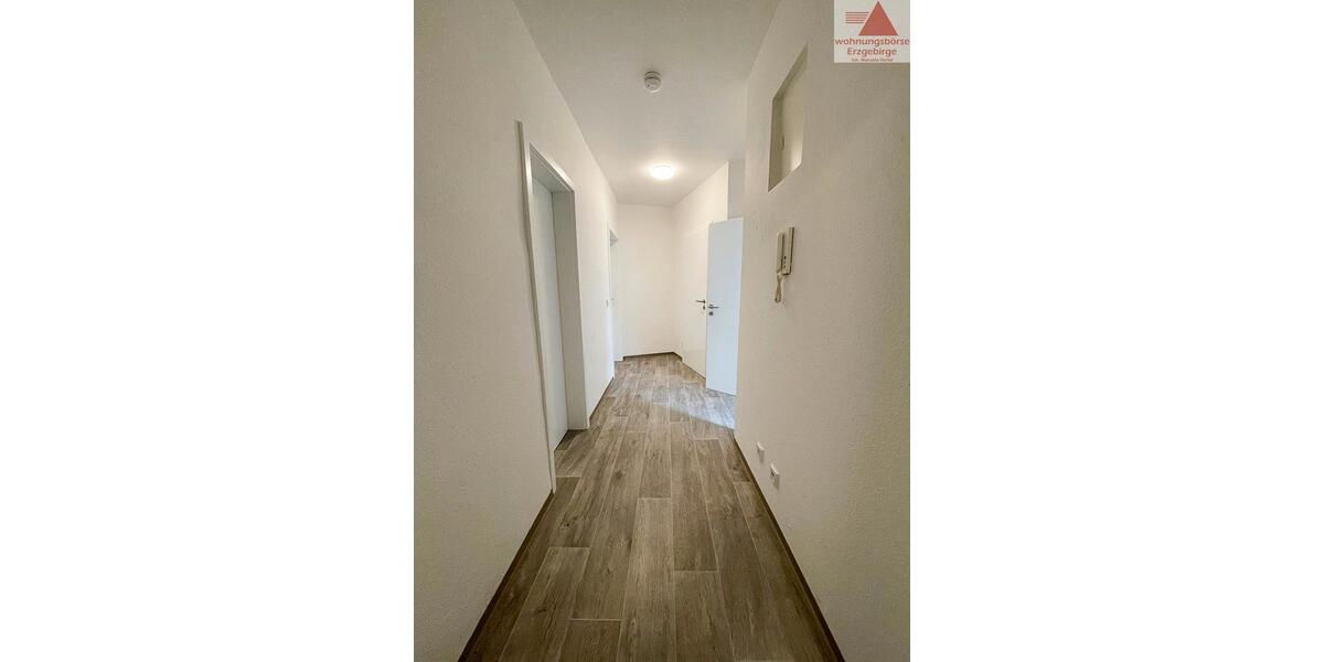 Dachgeschoßwohnung Aue-Bad Schlema Bad Schlema - 3 Zimmer, 79 m&sup2;, 518&euro; | Angebot:20146785