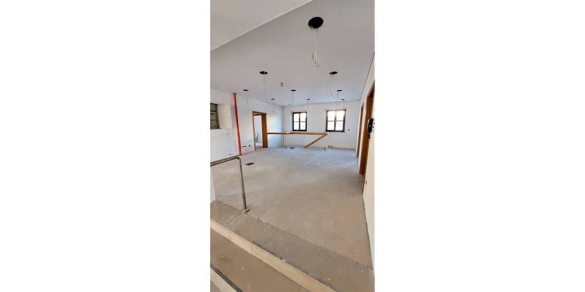 Gewerbeobjekt Weiden in der Oberpfalz Weiden - 5 Zimmer, 320 m&sup2;, 3.800&euro; | Angebot:25769874