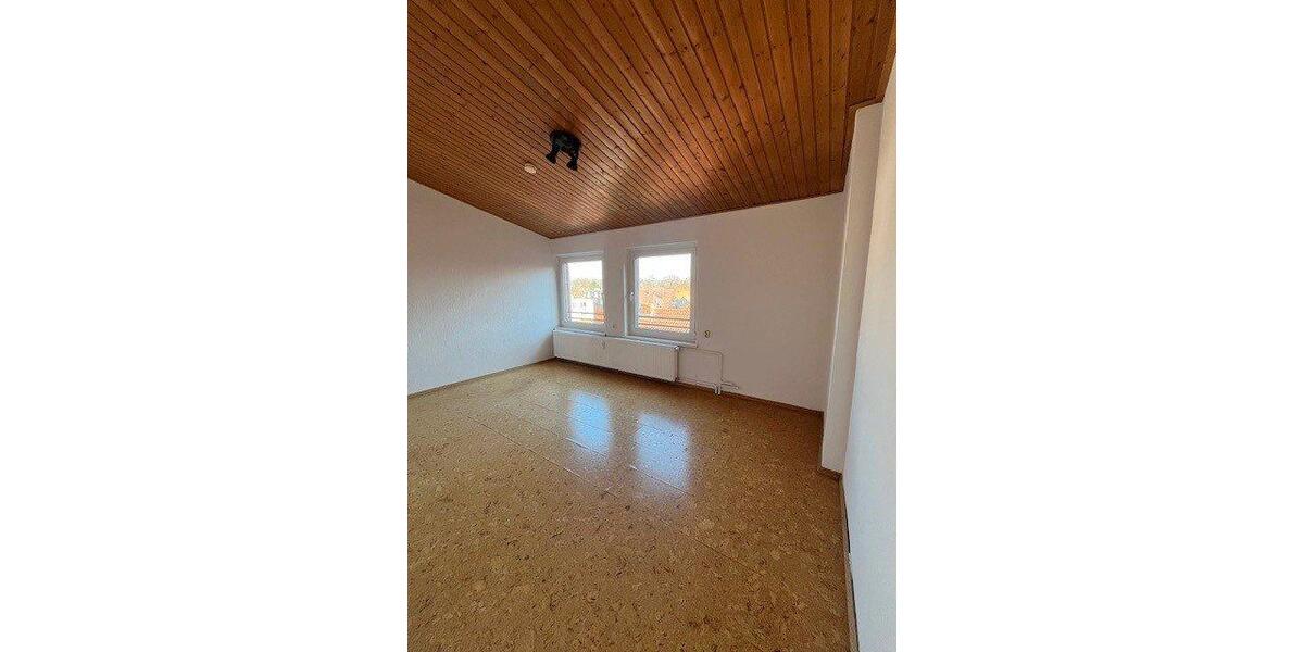 Etagenwohnung Wolfenbüttel - 3.5 Zimmer, 139 m&sup2;, 695&euro; | Angebot:26578305