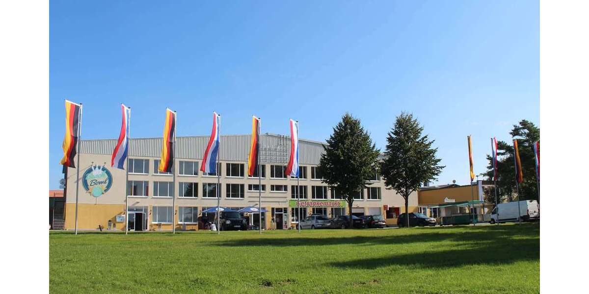 Halle in Höhndorf 900 € 300 m² zimmer