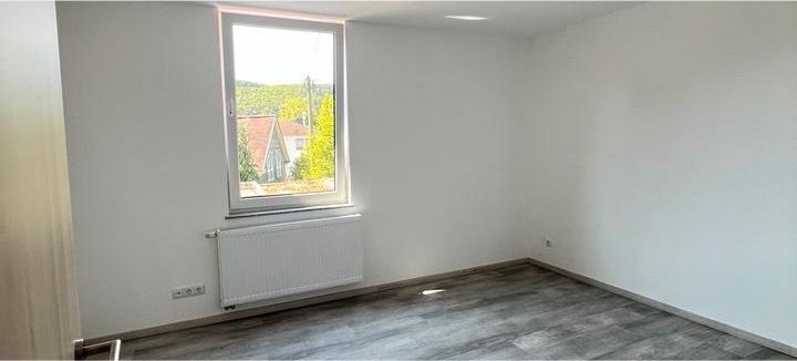 Etagenwohnung Siegen Kaan-Marienborn - 4 Zimmer, 120 m&sup2;, 1.320&euro; | Angebot:24221694