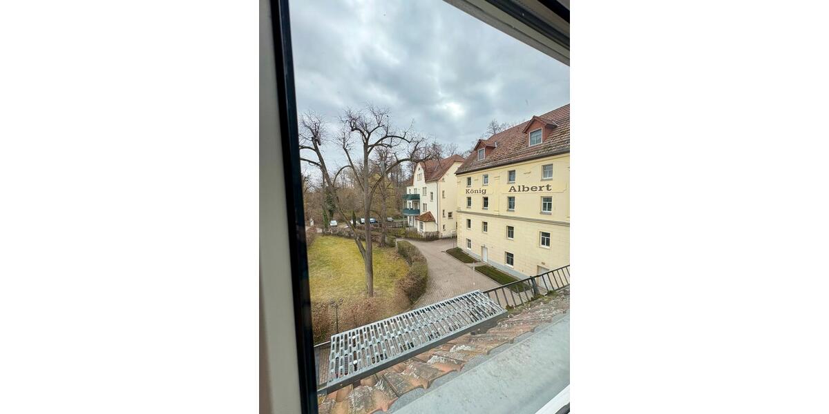 Dachgeschoßwohnung Großenhain - 2 Zimmer, 57 m&sup2;, 390&euro; | Angebot:26021808