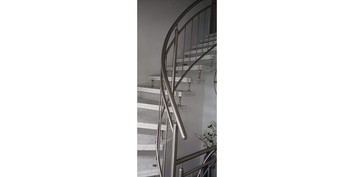 Dachgeschoßwohnung Kalletal - 1 Zimmer, 80 m&sup2;, 450&euro; | Angebot:25053450