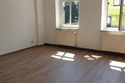 Wohnung Hohenstein-Ernstthal Ernstthal - 3 Zimmer, 67 m&sup2;, 380&euro; | Angebot:26659159