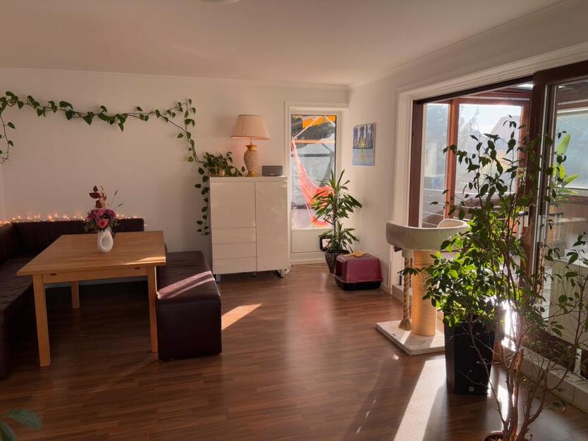 München WG Zimmer mit Wintergarten und Dachterrasse zimmer