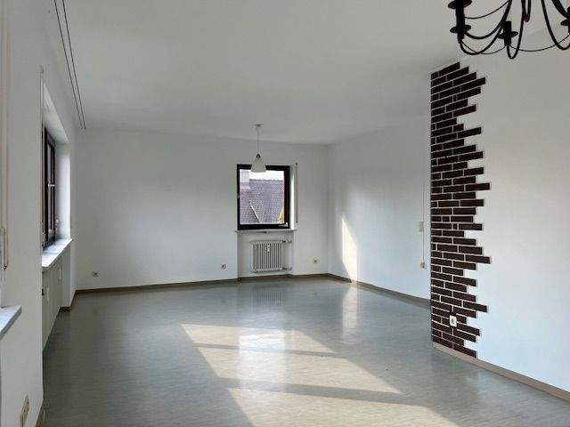 Etagenwohnung Gröbenzell - 2 Zimmer, 65 m&sup2;, 689&euro; | Angebot:25916381