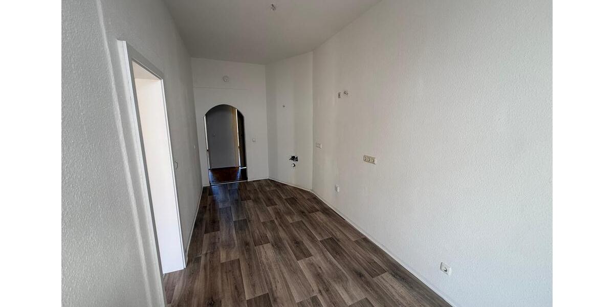 Dachgeschoßwohnung Greiz - 3 Zimmer, 65 m&sup2;, 325&euro; | Angebot:26070754