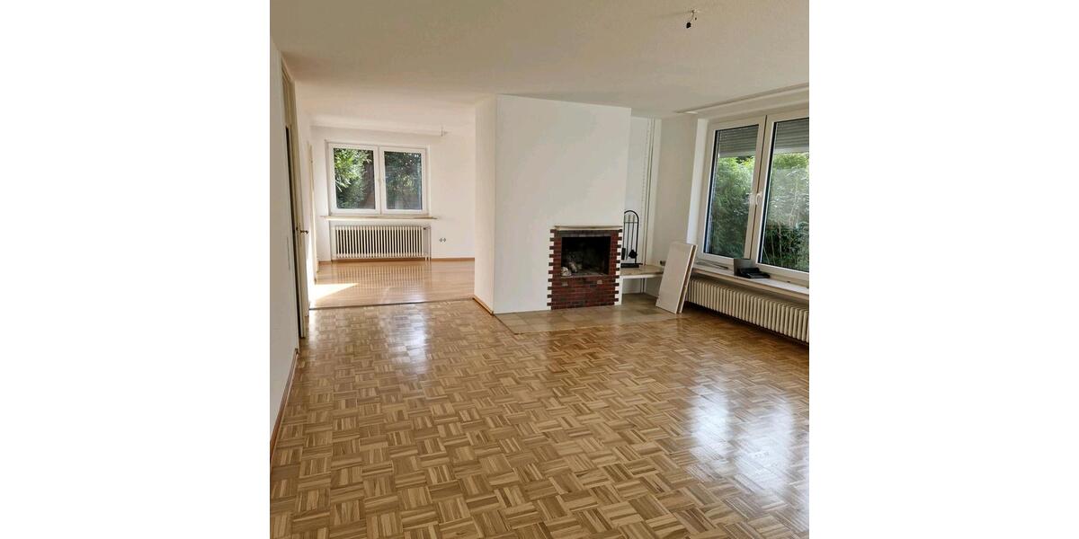 Erdgeschoßwohnung Wilhelmshaven - 3 Zimmer, 97 m&sup2;, 872&euro; | Angebot:25921410